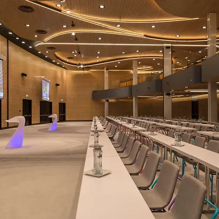 Park By Radisson West