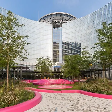 Park By Radisson City West