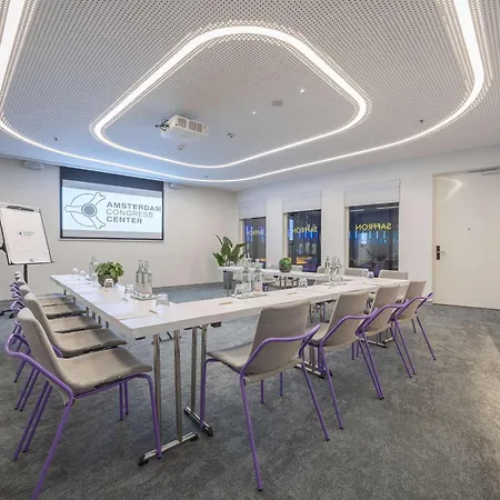 Szálloda Park By Radisson West 4*