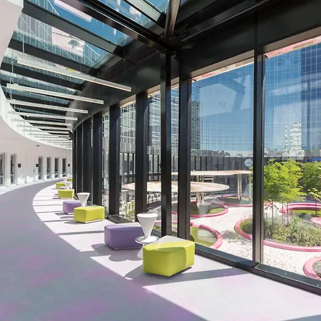 Hotel Park By Radisson West