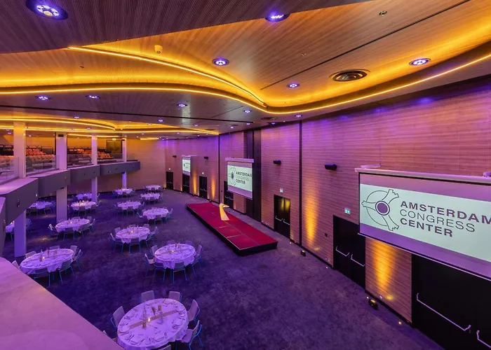 מלון Park By Radisson West 4*