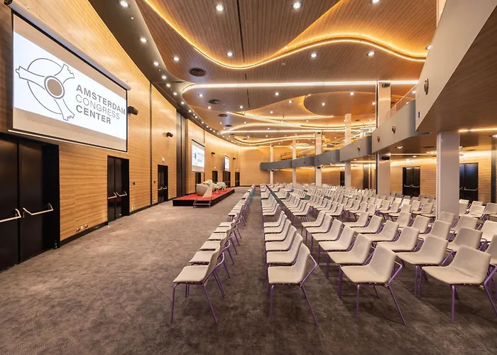 מלון Park By Radisson West