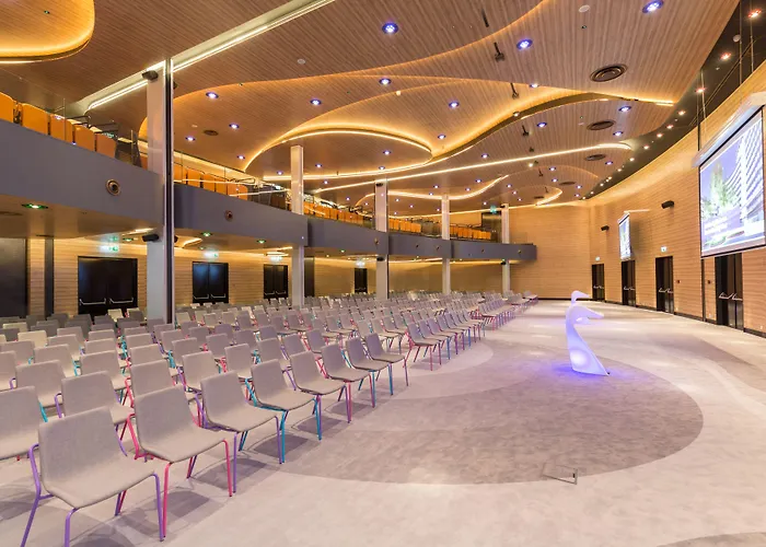 Park By Radisson West