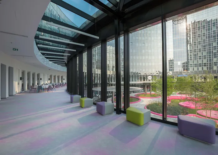 Park By Radisson West מלון